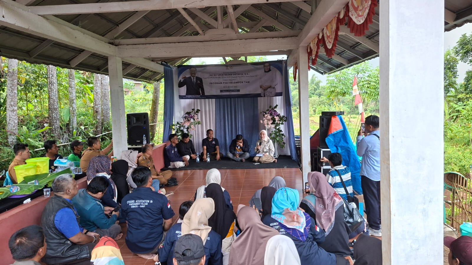 Peresmian program irigasi P3AI oleh Anggota DPR RI Lola Nelria Oktavia di Desa Karyamukti, Garut